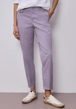 Chino im Casual Fit in softer Qualität