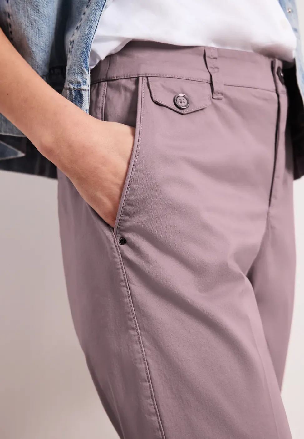Chino im Casual Fit in softer Qualität
