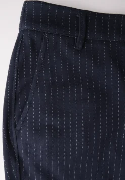 Chino im Nadelstreifen-Look