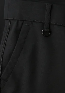Chino mit Tape-Detail