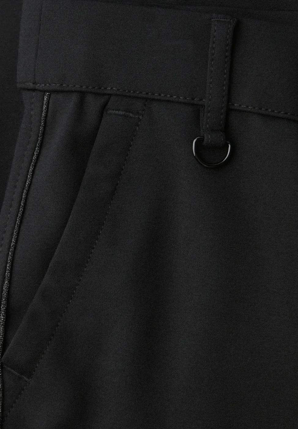 Chino mit Tape-Detail