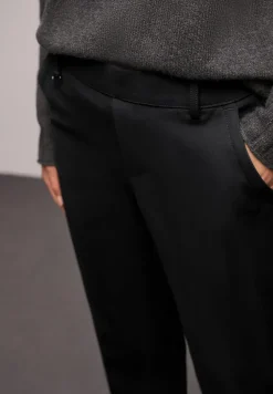 Chino mit Tape-Detail