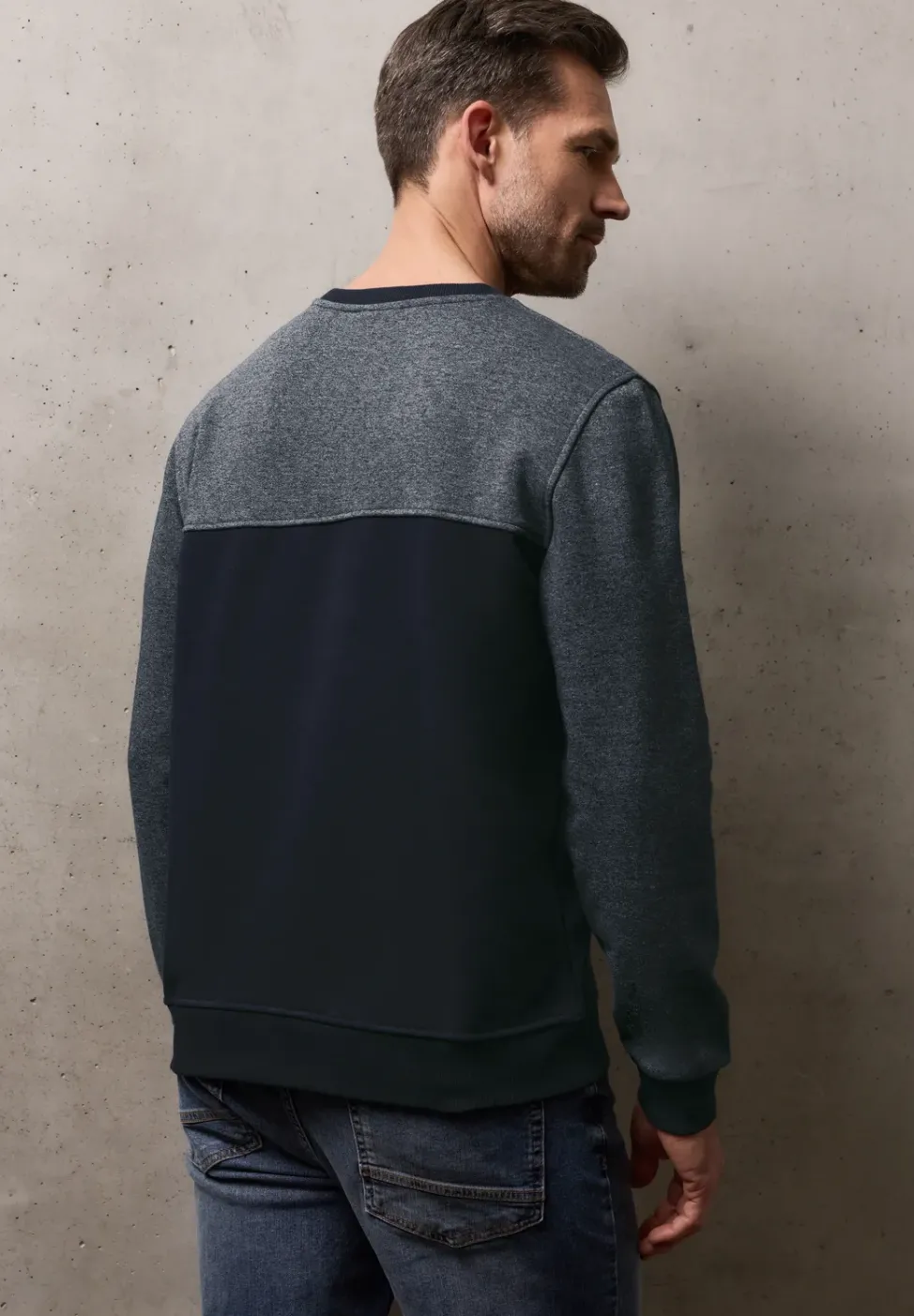 Color-Mix Sweatshirt