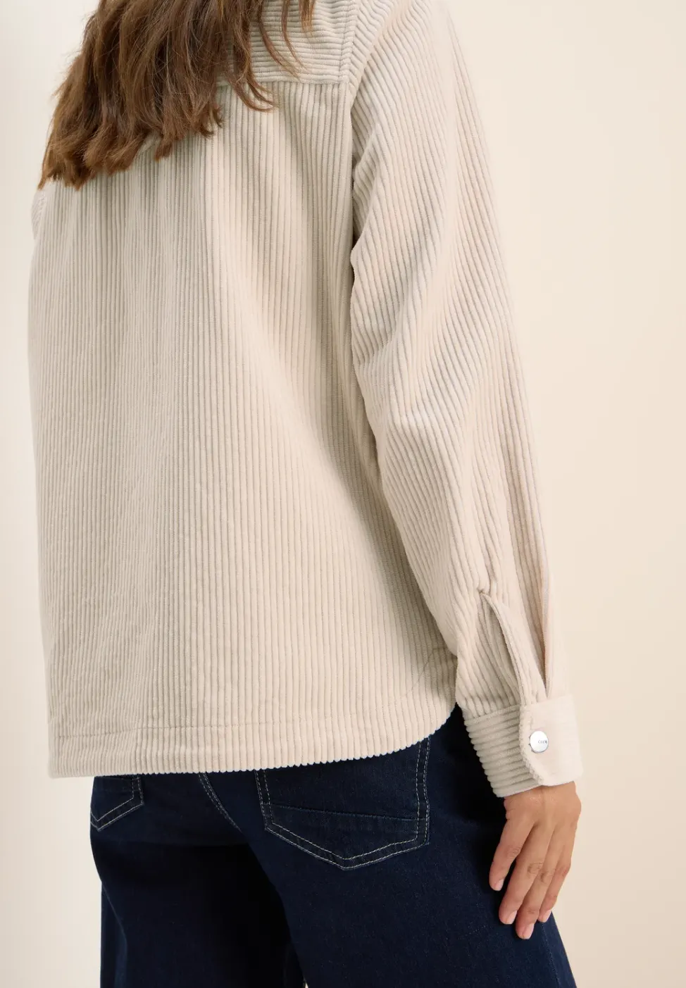 Cord Overshirt mit Knöpfen