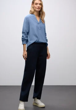 Cordbluse mit Rüschen