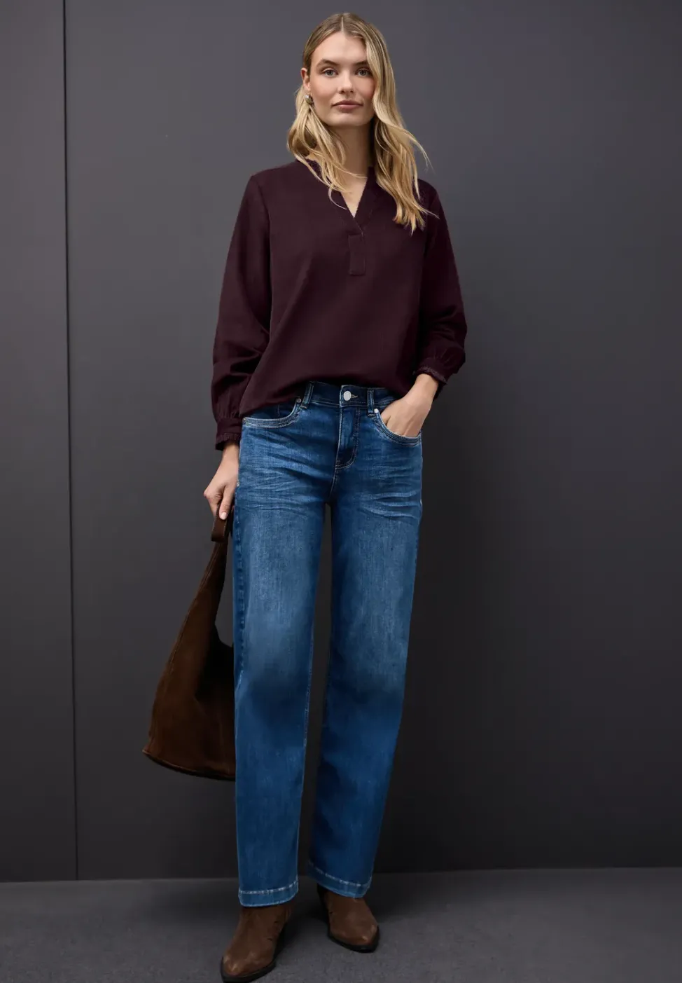 Cordbluse mit Rüschen