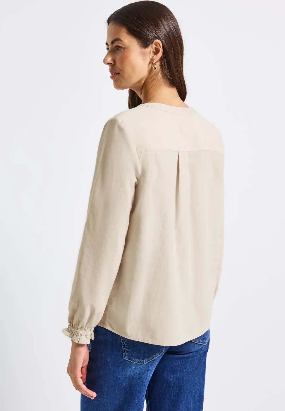 Cordbluse mit Rüschendetails