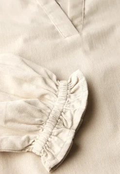 Cordbluse mit Rüschendetails