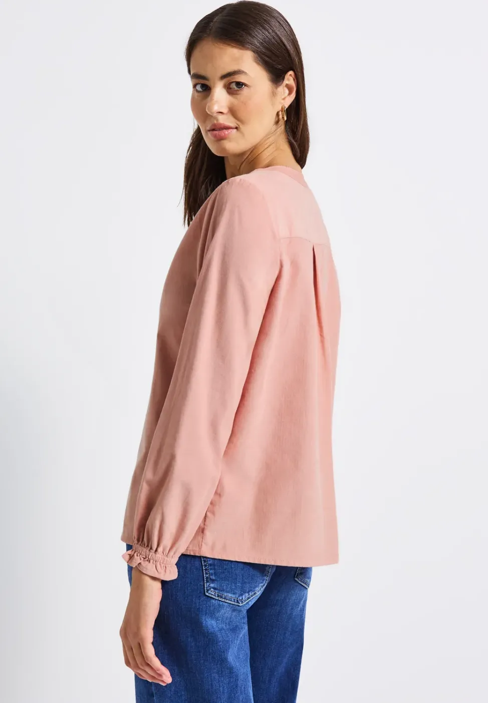 Cordbluse mit Rüschendetails