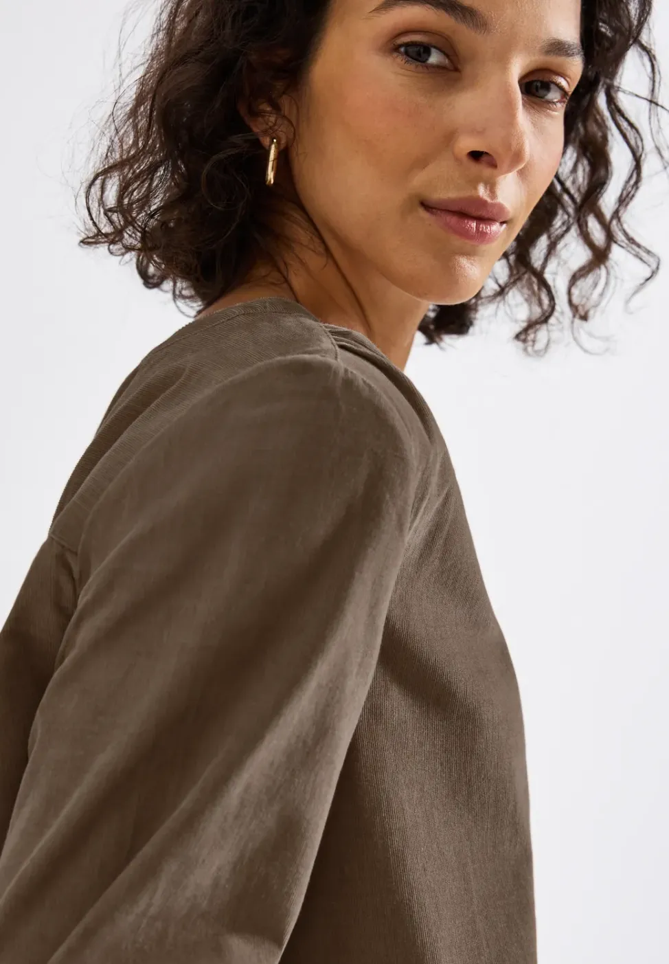 Cordbluse mit Rüschendetails