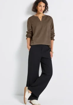 Cordbluse mit Rüschendetails