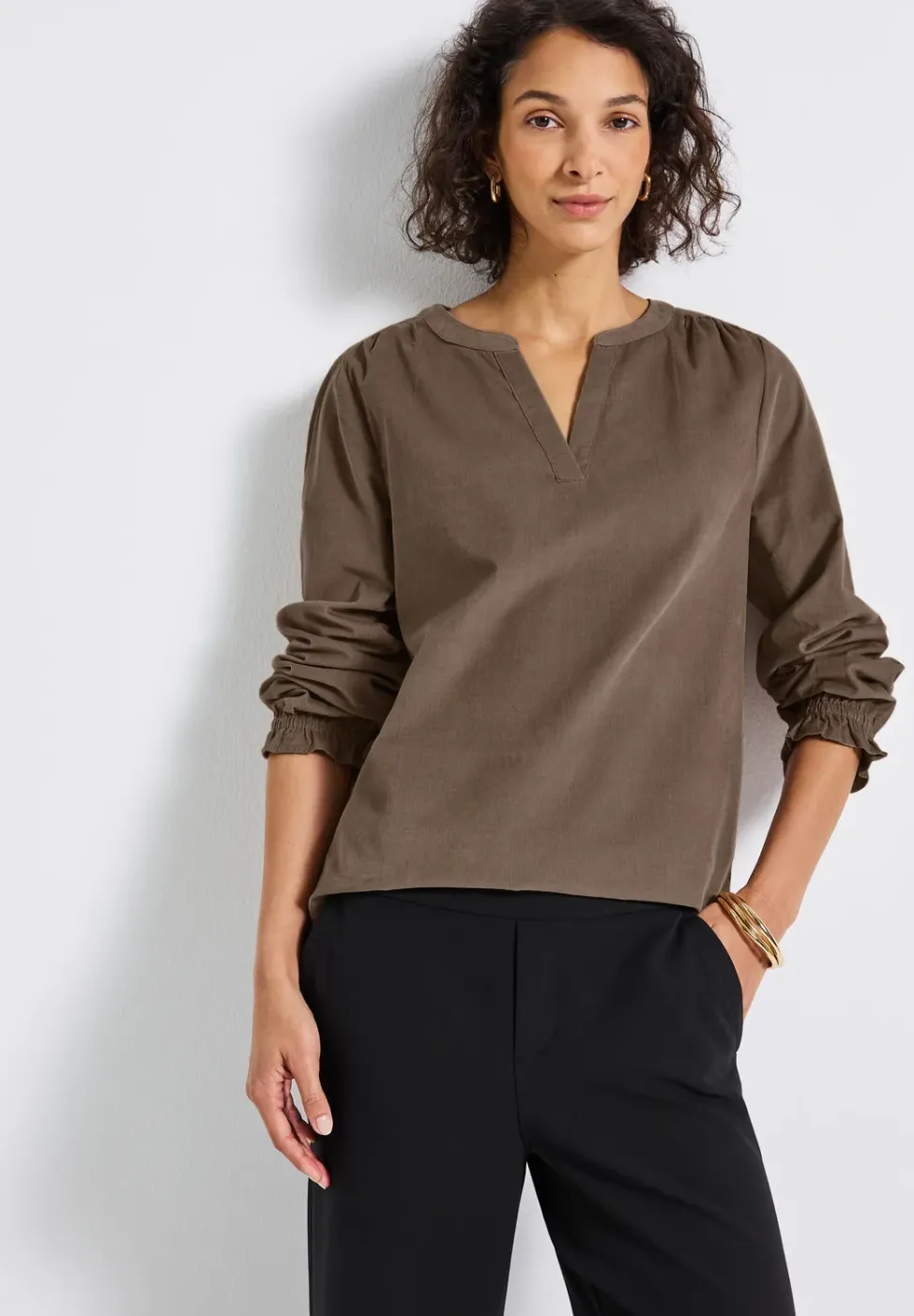 Cordbluse mit Rüschendetails