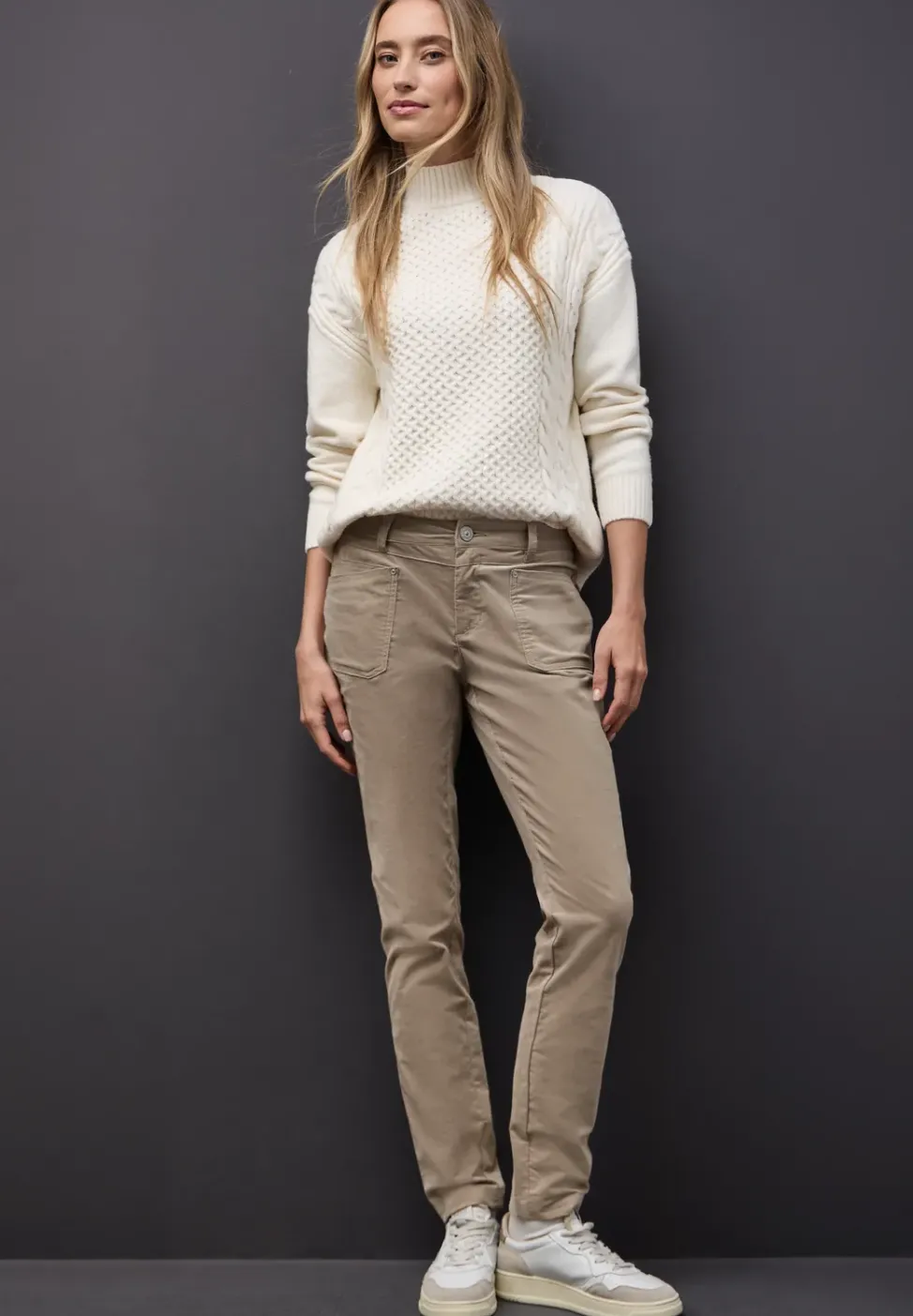 Cordhose im Casual Fit
