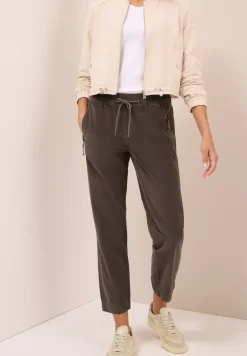 Cordhose im Casual Fit