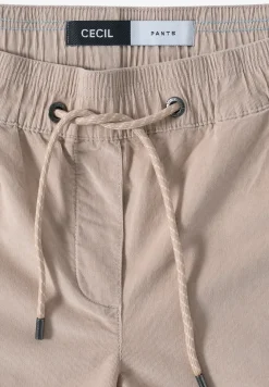 Cordhose im Casual Fit