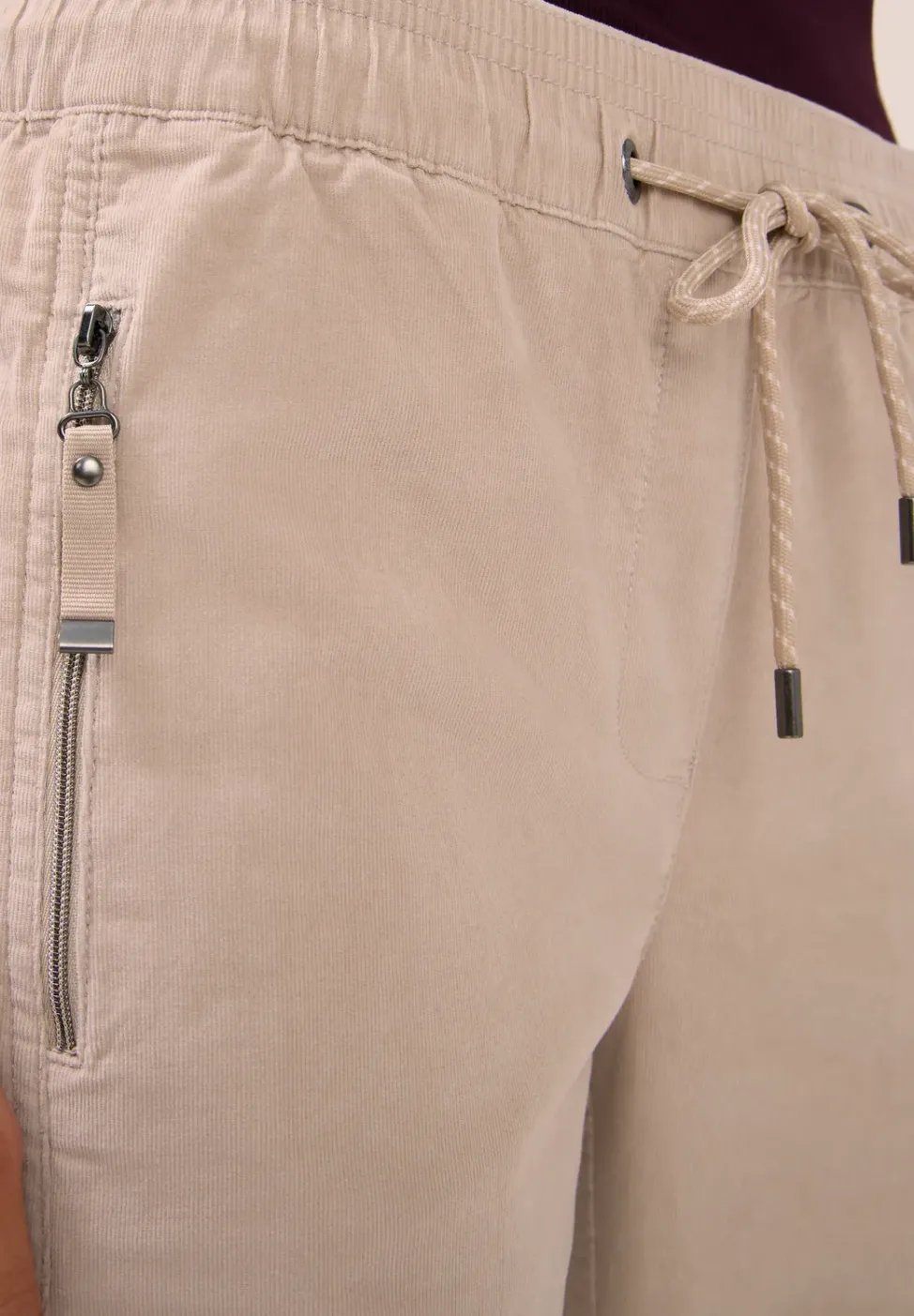 Cordhose im Casual Fit