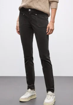 Cordhose im Casual Fit