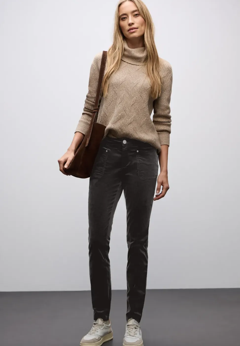 Cordhose im Casual Fit