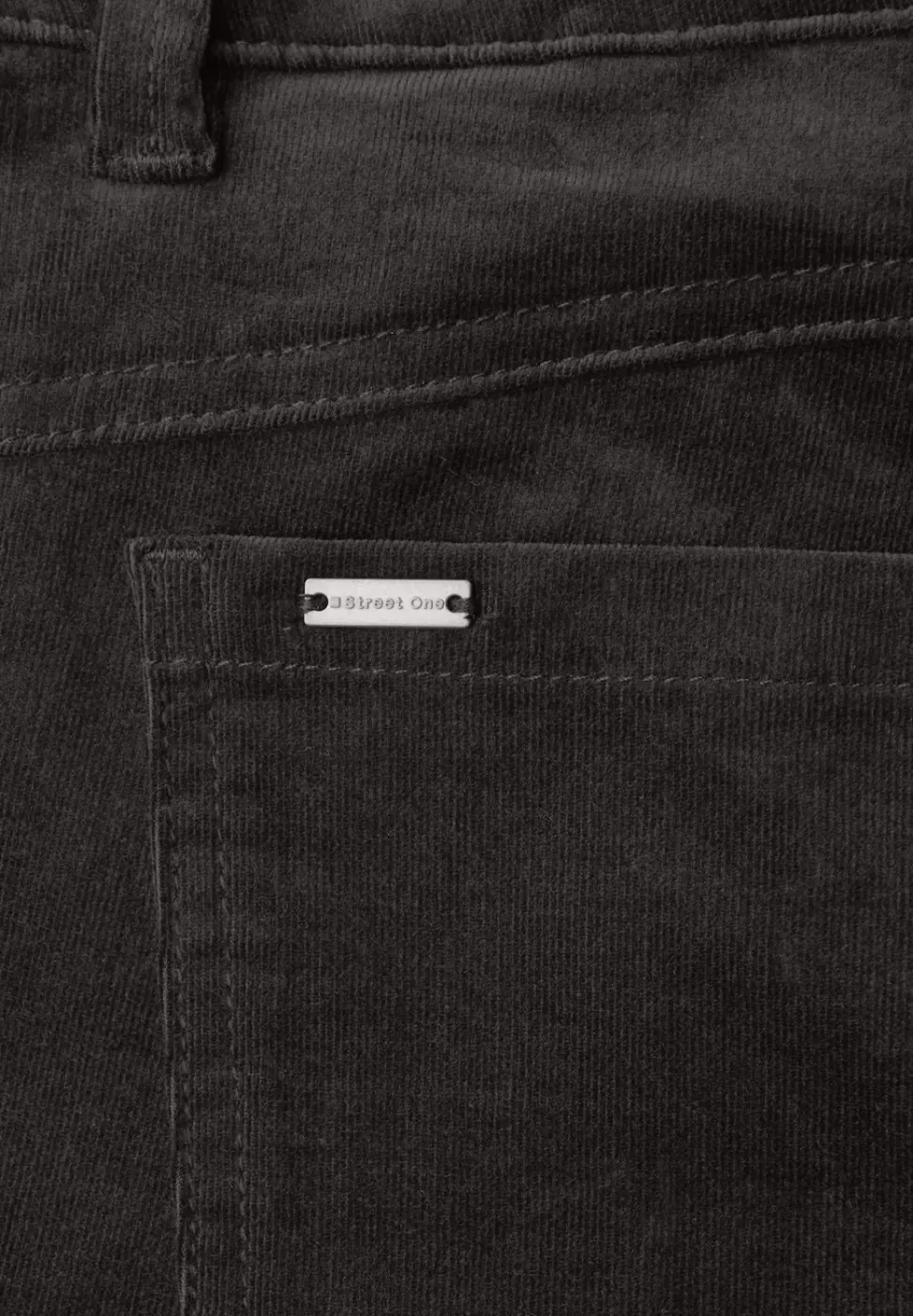 Cordhose im Casual Fit