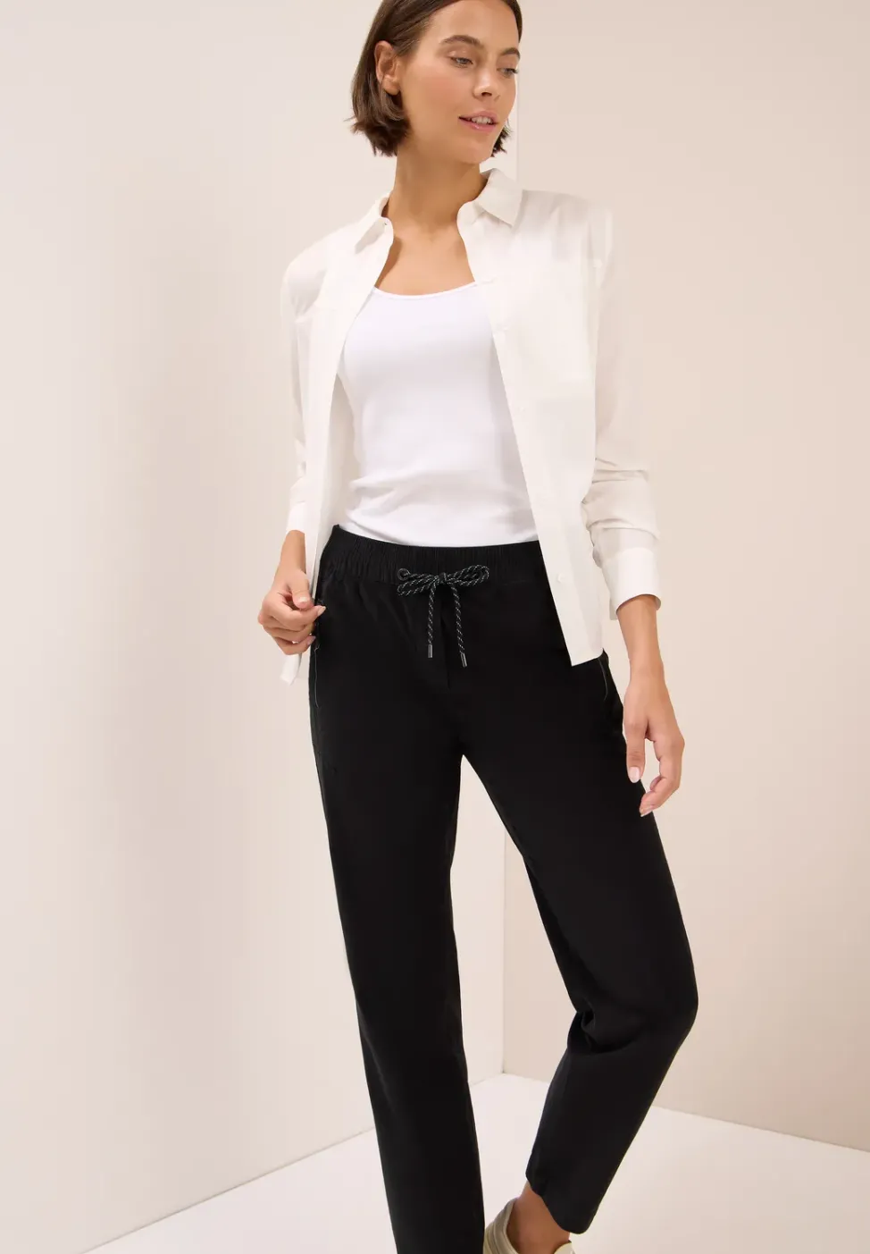 Cordhose im Causal Fit
