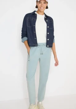 Cordhose im Causal Fit