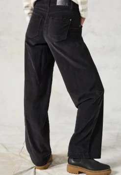 Cordhose im Loose Fit