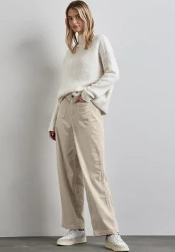 Cordhose im Casual Fit
