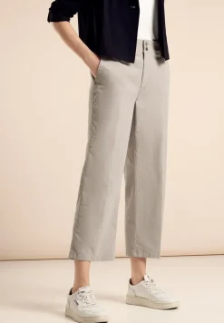 Cordhose im Casual Fit