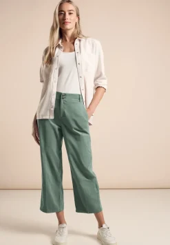 Cordhose im Casual Fit