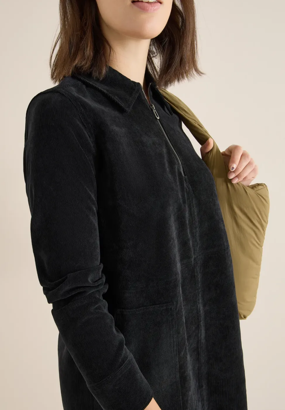 Cordkleid mit Zipper