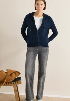 Cosy Cardigan mit Hoodie