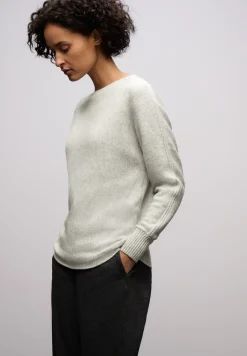 Cosy Dolman Pullover