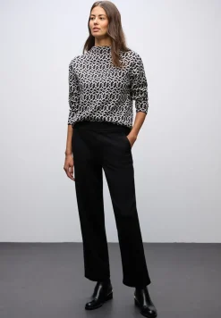 Cosy Jacquard Pullover