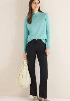 Cosy Turtleneck Pullover