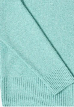 Cosy Turtleneck Pullover