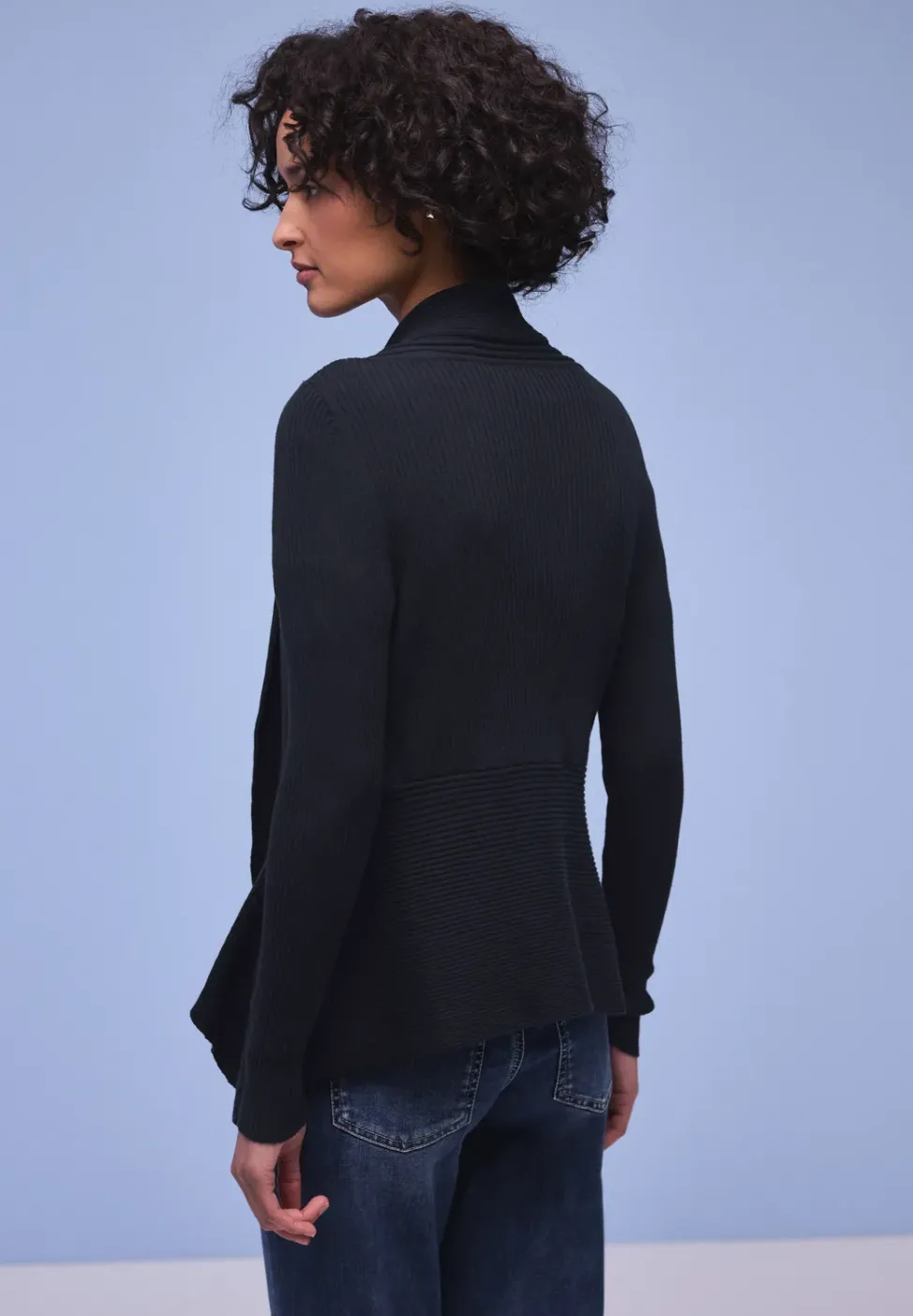 Cutline Cardigan