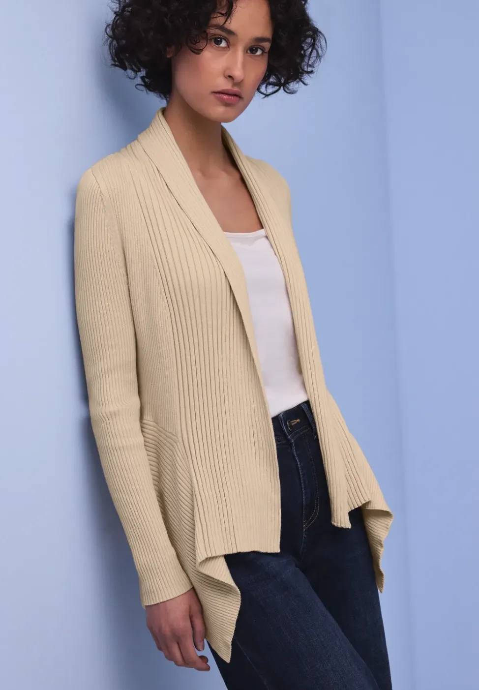 Cutline Cardigan