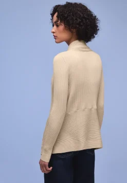 Cutline Cardigan