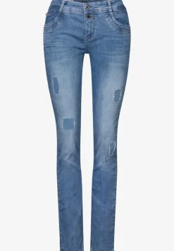 Destroyed Jeans
