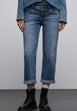 Destroyed Look Jeans