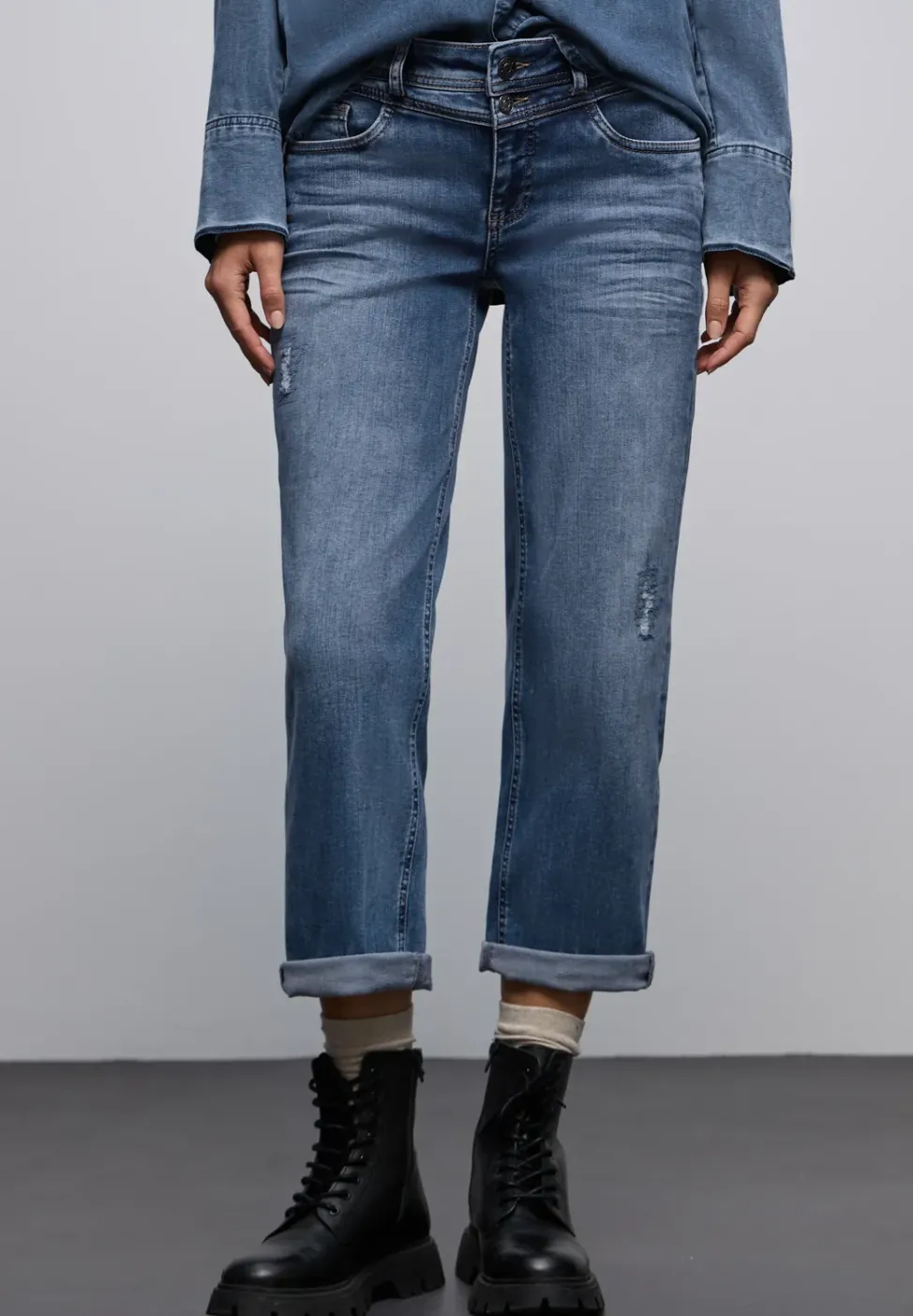 Destroyed Look Jeans