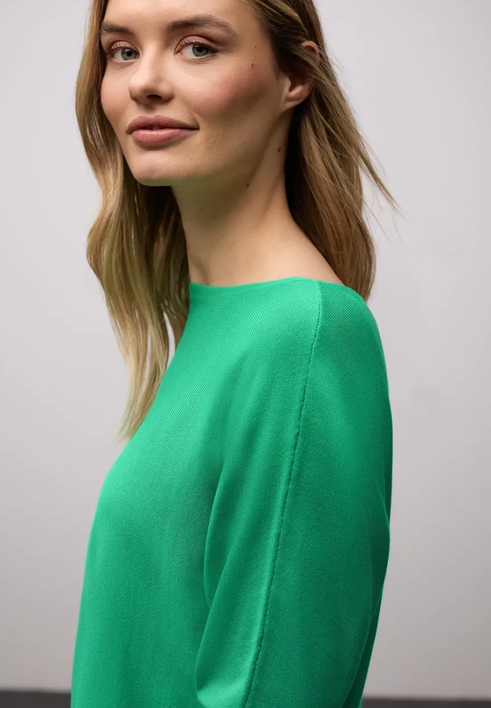 Dolman Pullover