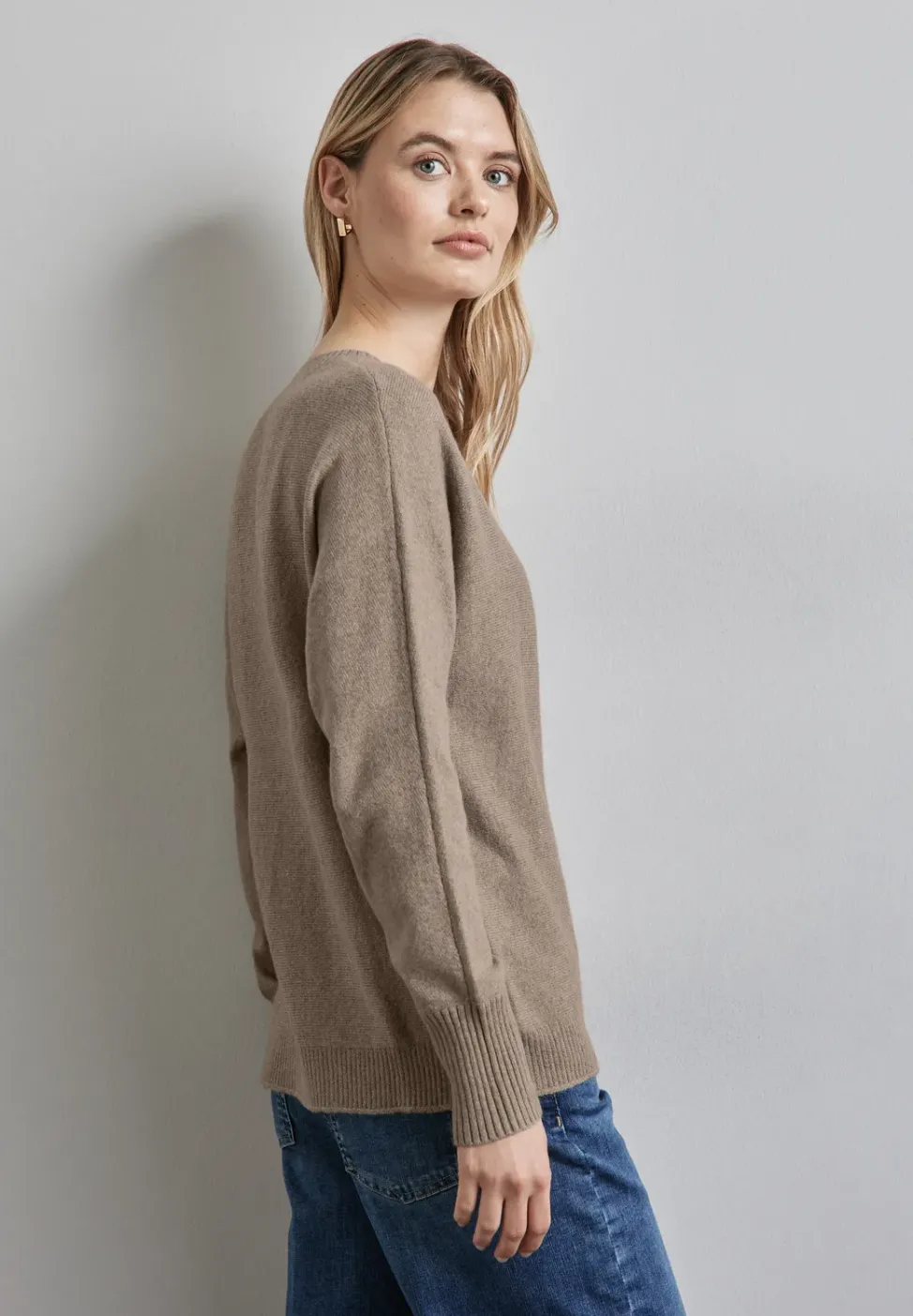 Dolman Pullover