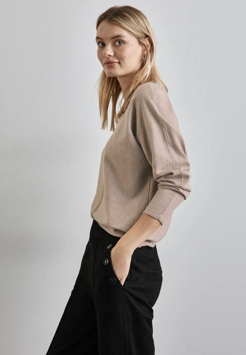 Dolman Pullover