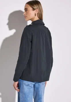 Doppelreihiger Trenchcoat