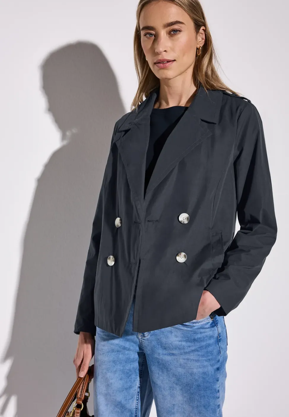 Doppelreihiger Trenchcoat