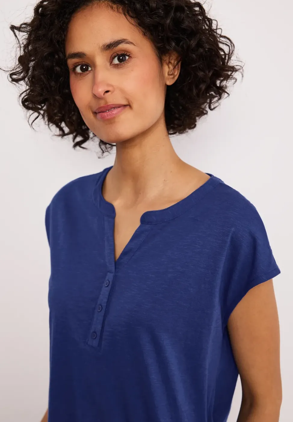 Dropped Shoulder Shirt mit Split Neck