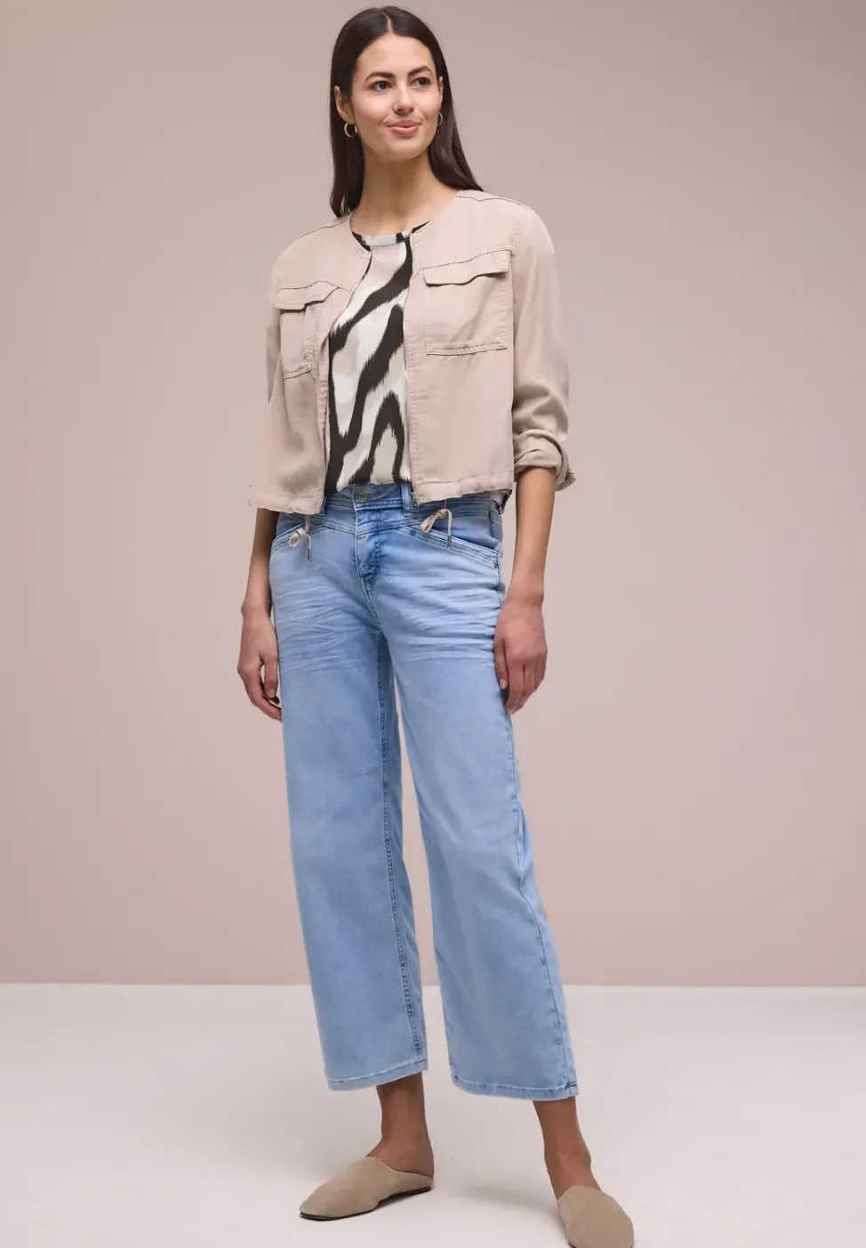 Dropped Shoulder Bluse mit Tapedetails