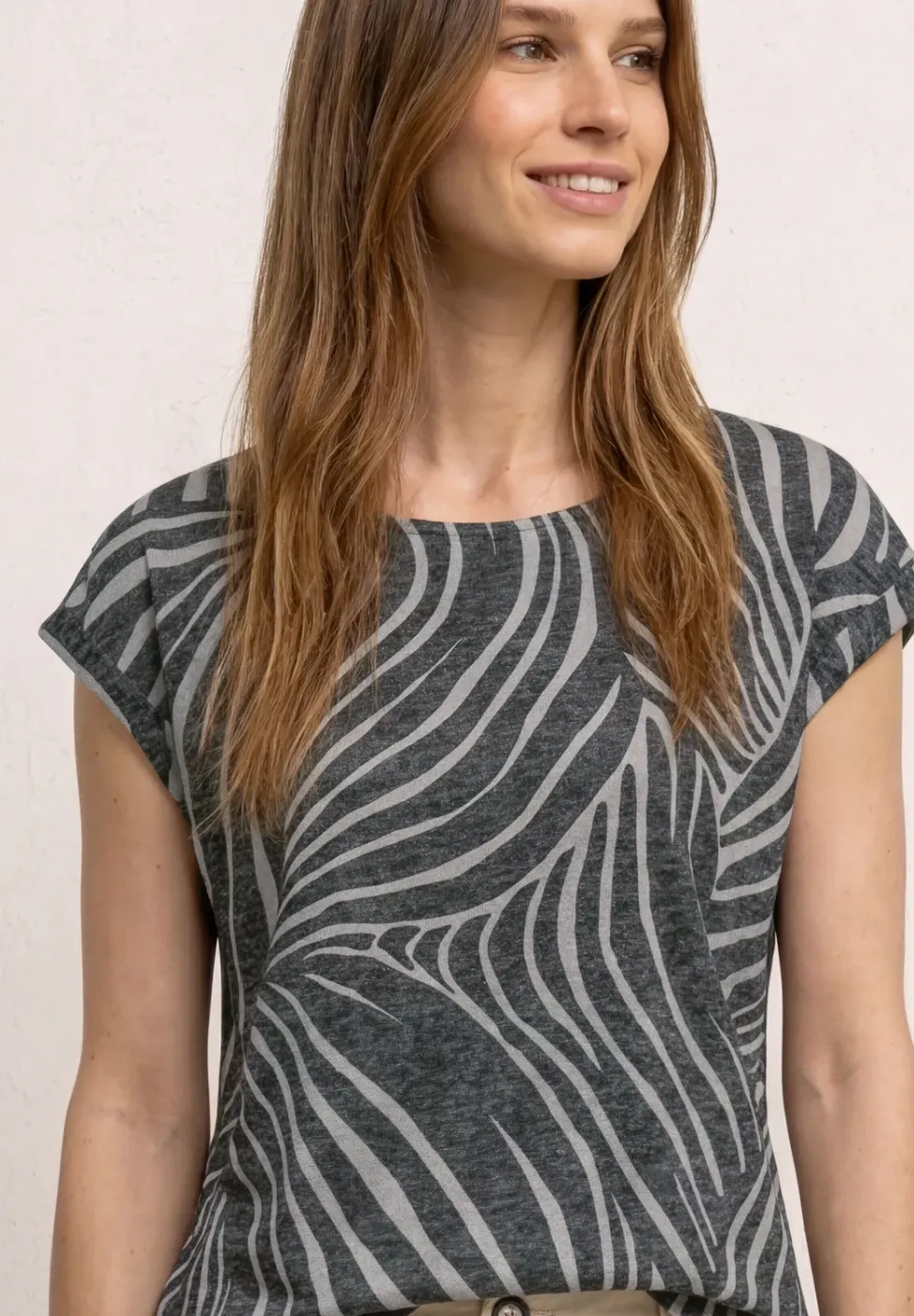 Dropped Shoulder Shirt im Ausbrenner-Look