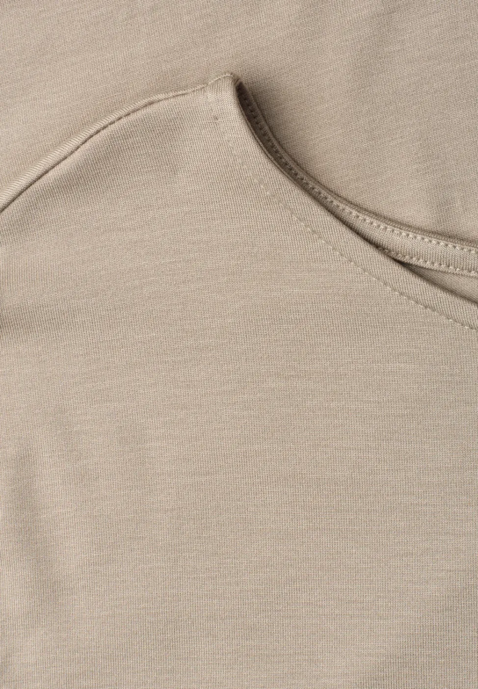 Dropped Shoulder Shirt mit U-Boot-Ausschnitt
